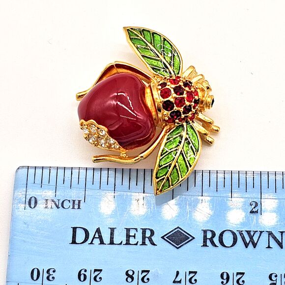 Joan Rivers Apple Bee Brooch Vtg Classics Collection Rhinestone Enamel Pin - Picture 10 of 10